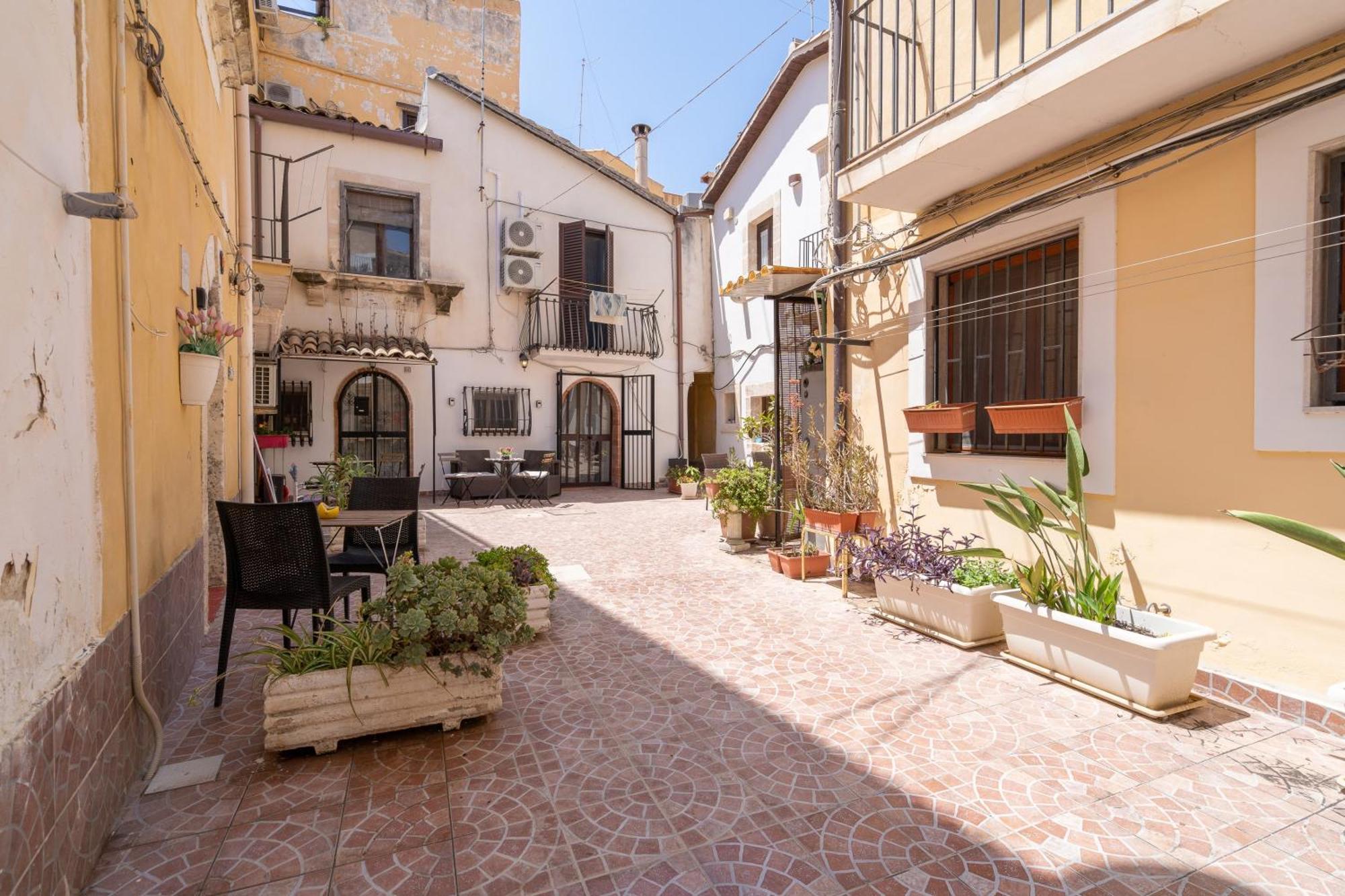 Bed and Breakfast Tre Archi Syracuse Exterior foto